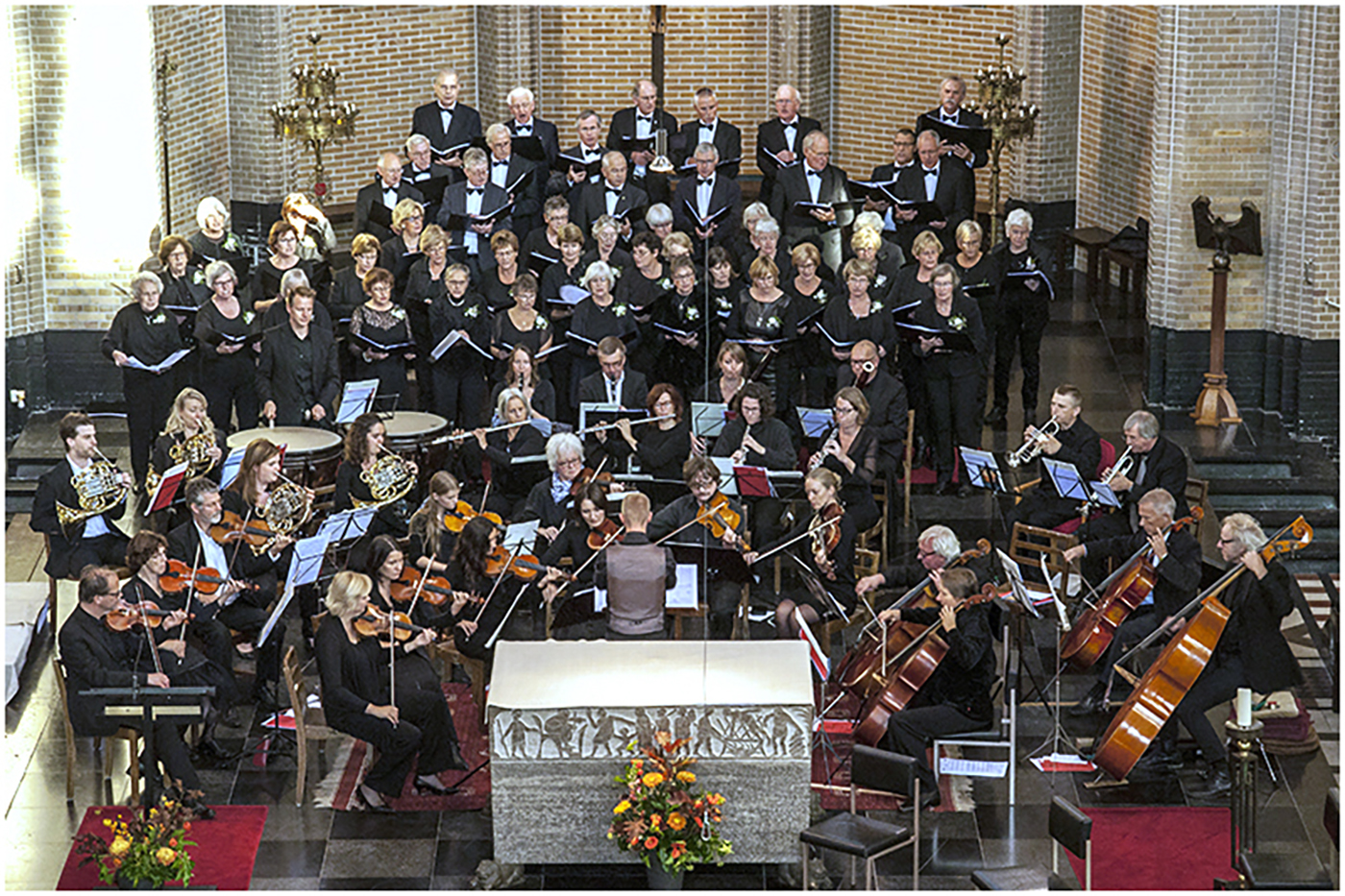 Concert AmbiCiuS 2015 Kerk Bavel Met Symphonisch Ensemble Breda, Dirigent Niels Loose Handel:
          Utrechter Te Deum enz. Mozart:....